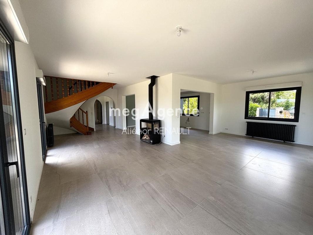 Maison à vendre, 255m², Pradines