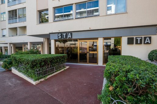 Local commercial 3 pièces 89 m² · à Beaulieu-sur-Mer · 89 m² · 735 000 €
