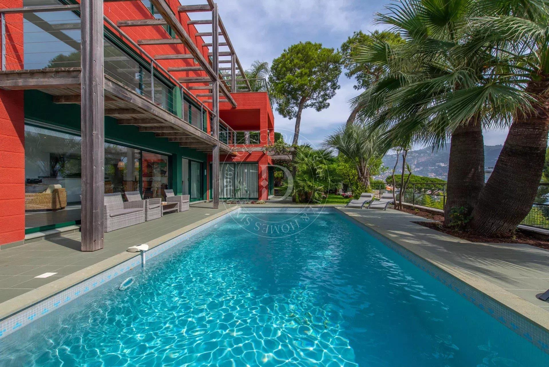 Maison à louer, 240m², Nice