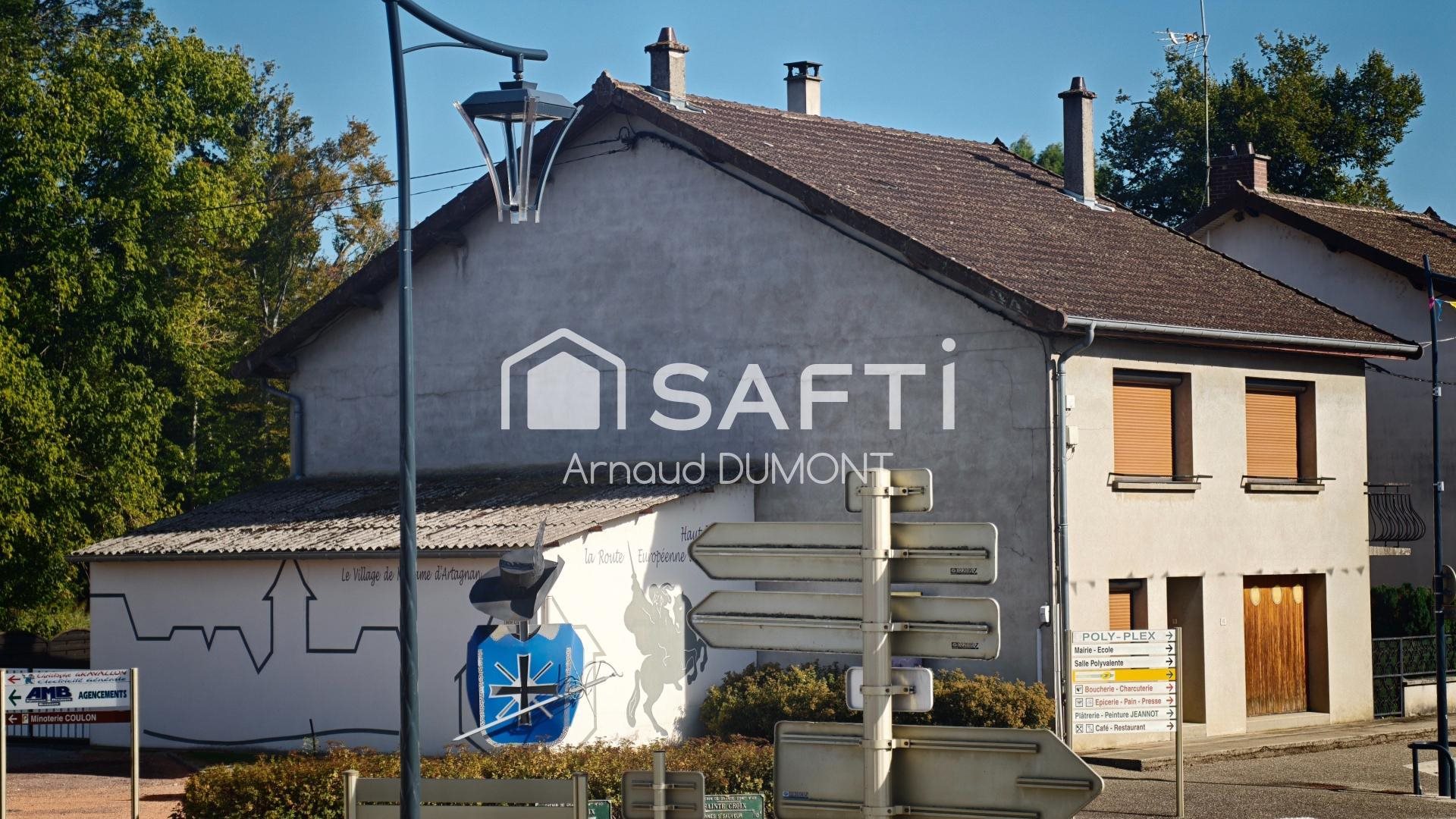 Maison à vendre, 142m², Sainte-Croix-en-Bresse