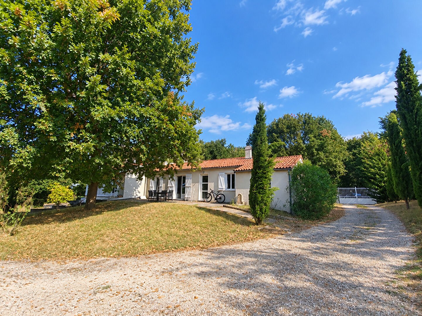 Maison à vendre, 160m², Génébrières