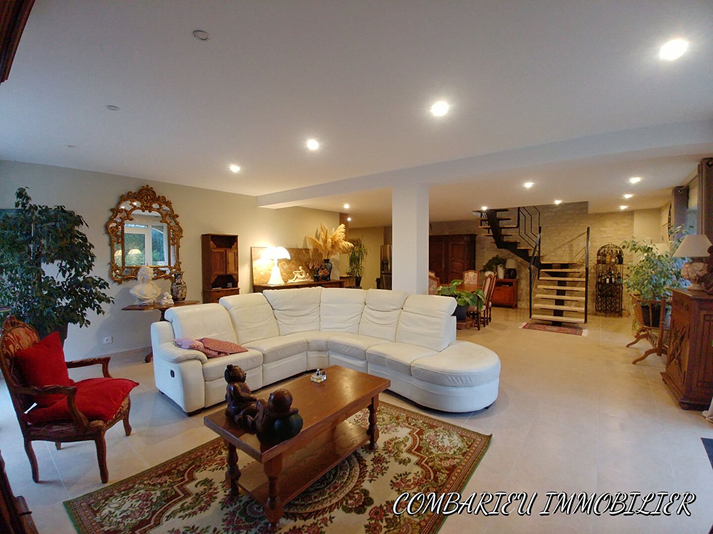 Maison à vendre, 240m², Lalbenque