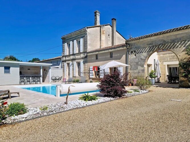 Maison à vendre, 240m², Saint-André-de-Cubzac