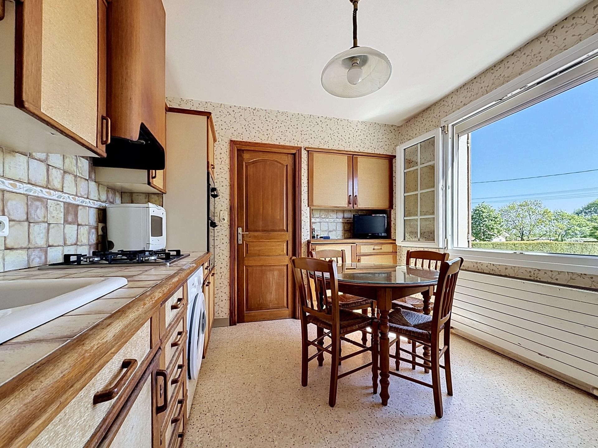 Maison à vendre, 95m², Crêches-sur-Saône