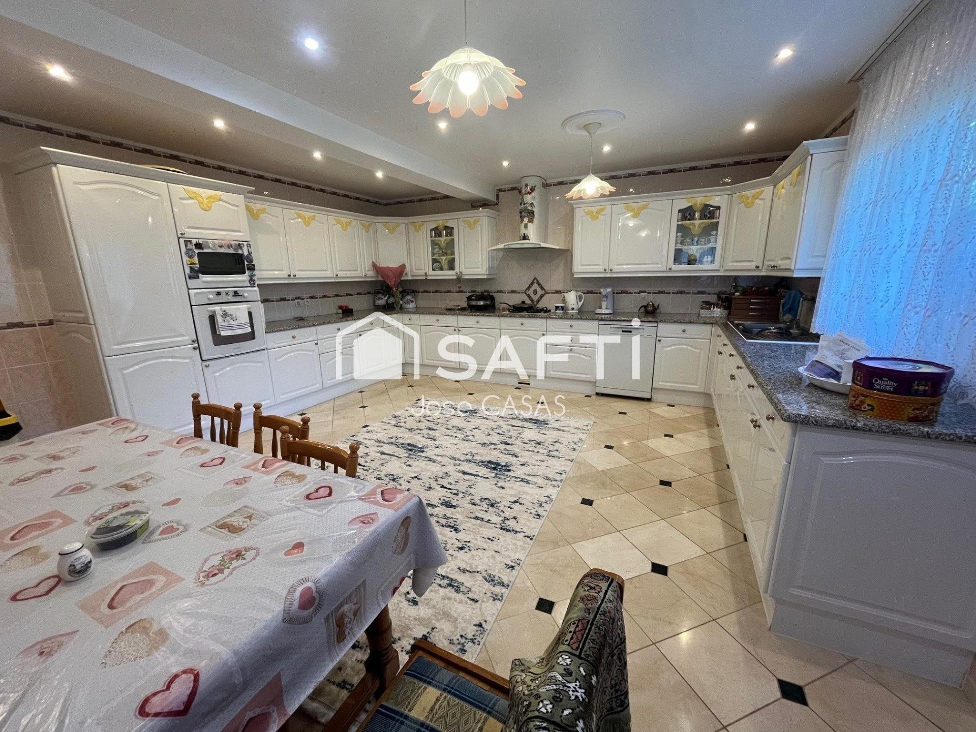Maison à vendre, 260m², Val-de-Reuil