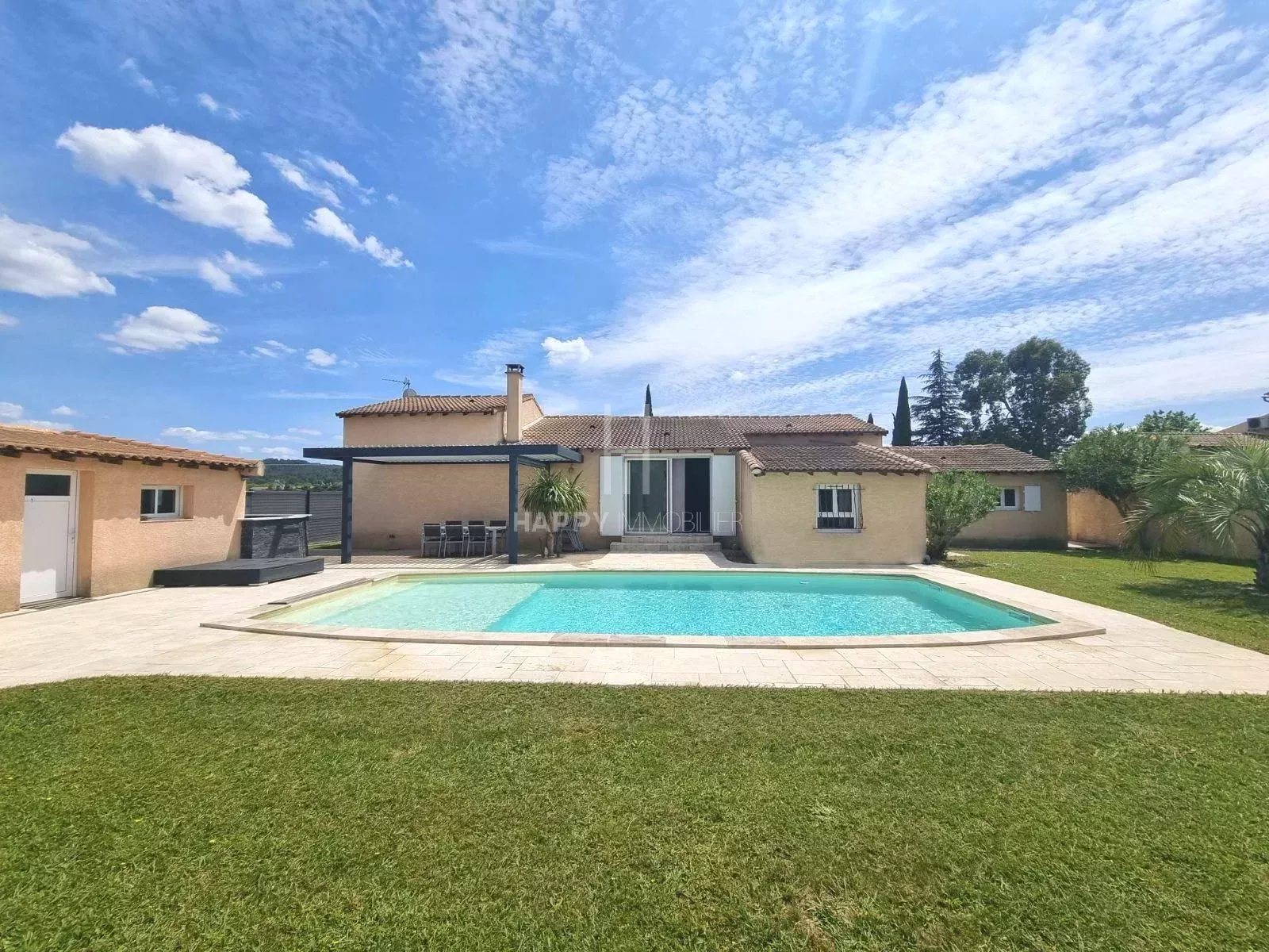 Maison à vendre, 216m², Saint-Etienne-du-Grès