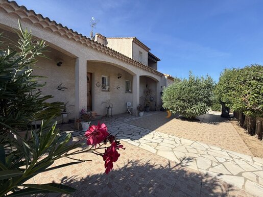 Maison 4 pièces 104 m² · à Sérignan · 104 m² · 323 000 €