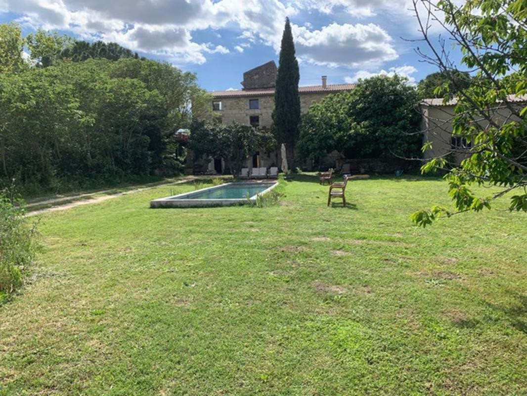 Maison à vendre, 360m², Uzès