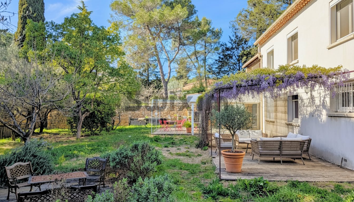 Maison à vendre, 221m², Nîmes