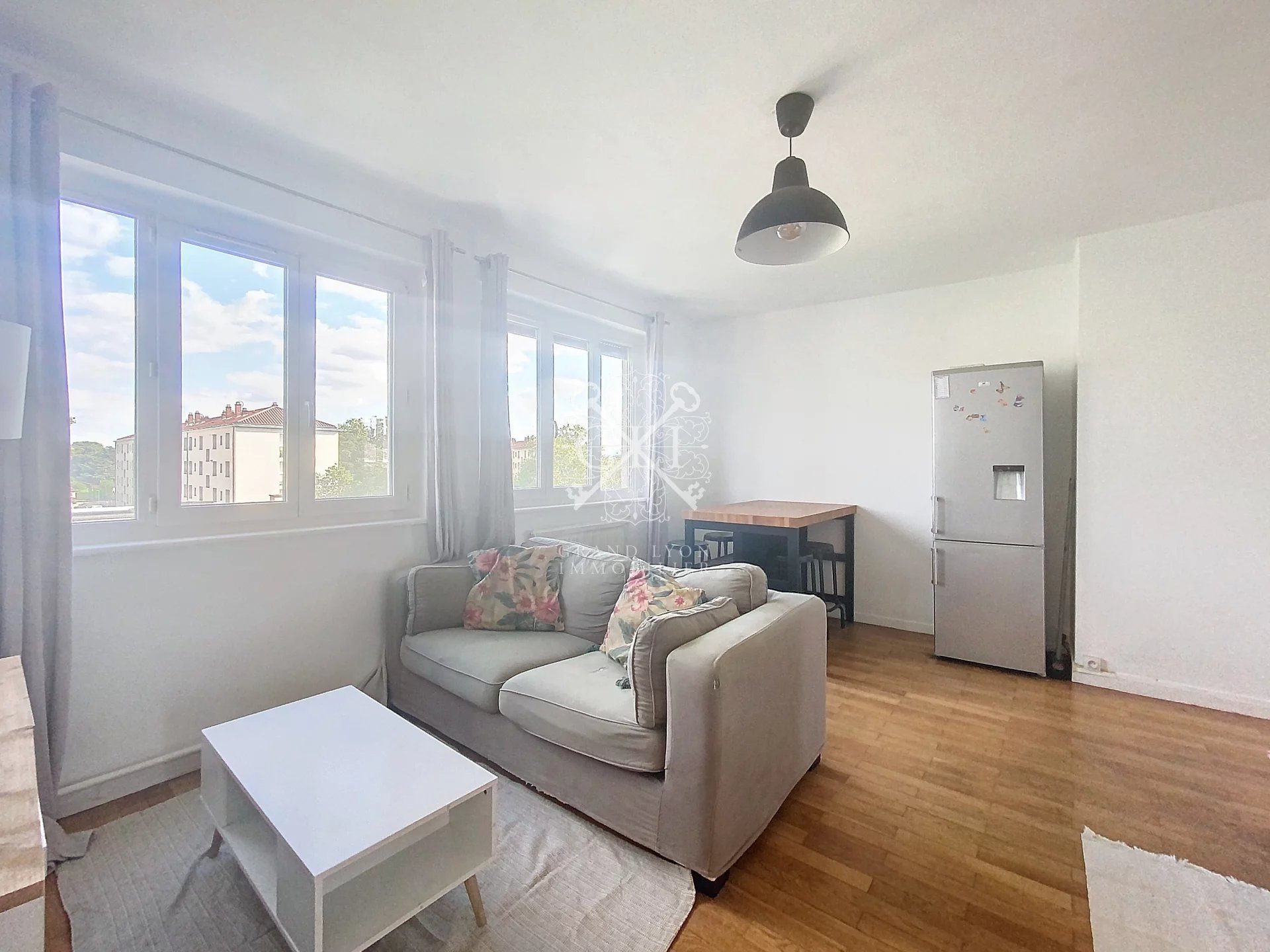Appartement à louer, 56m², Vénissieux