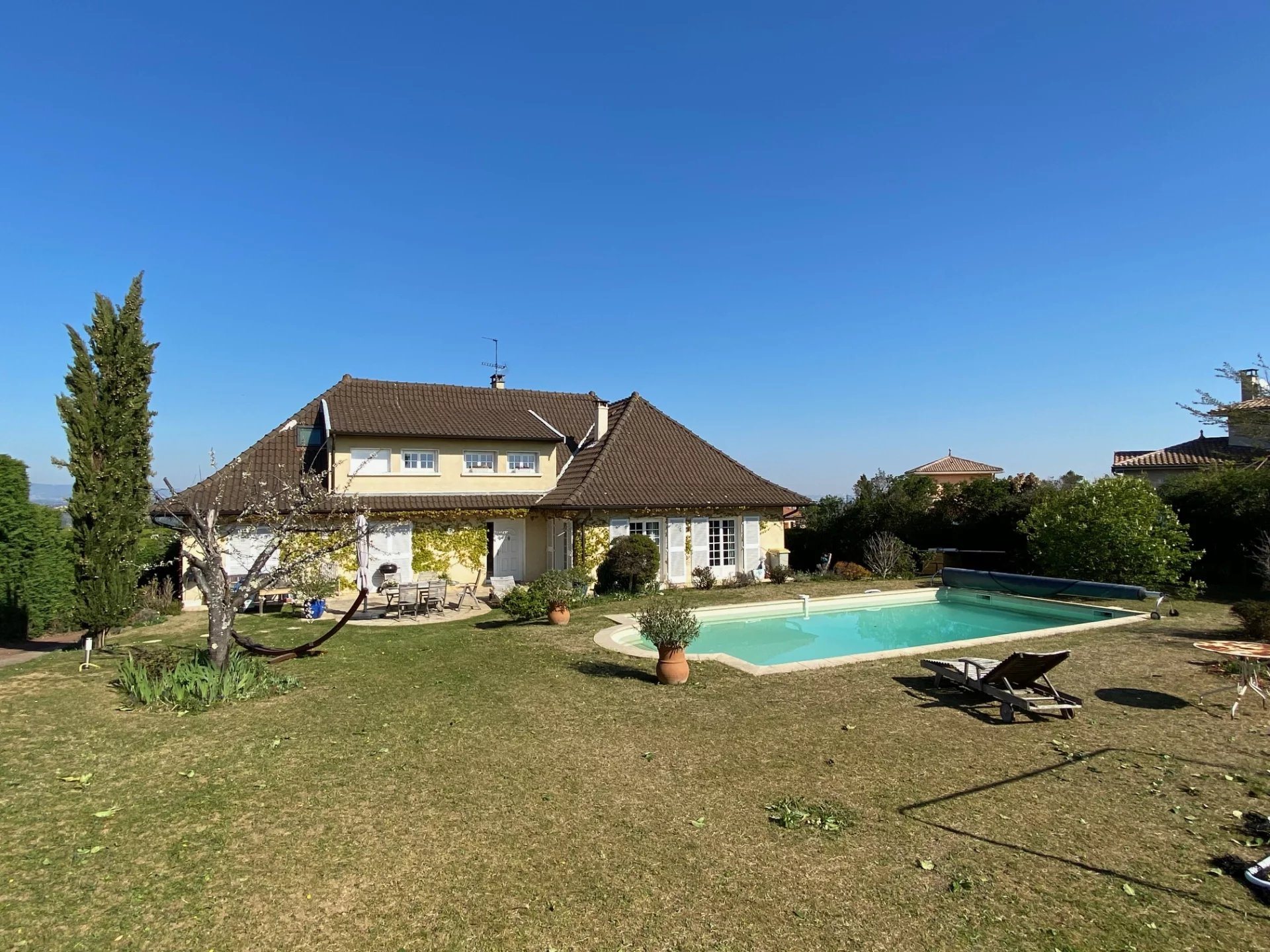 Maison à louer, 232m², Communay