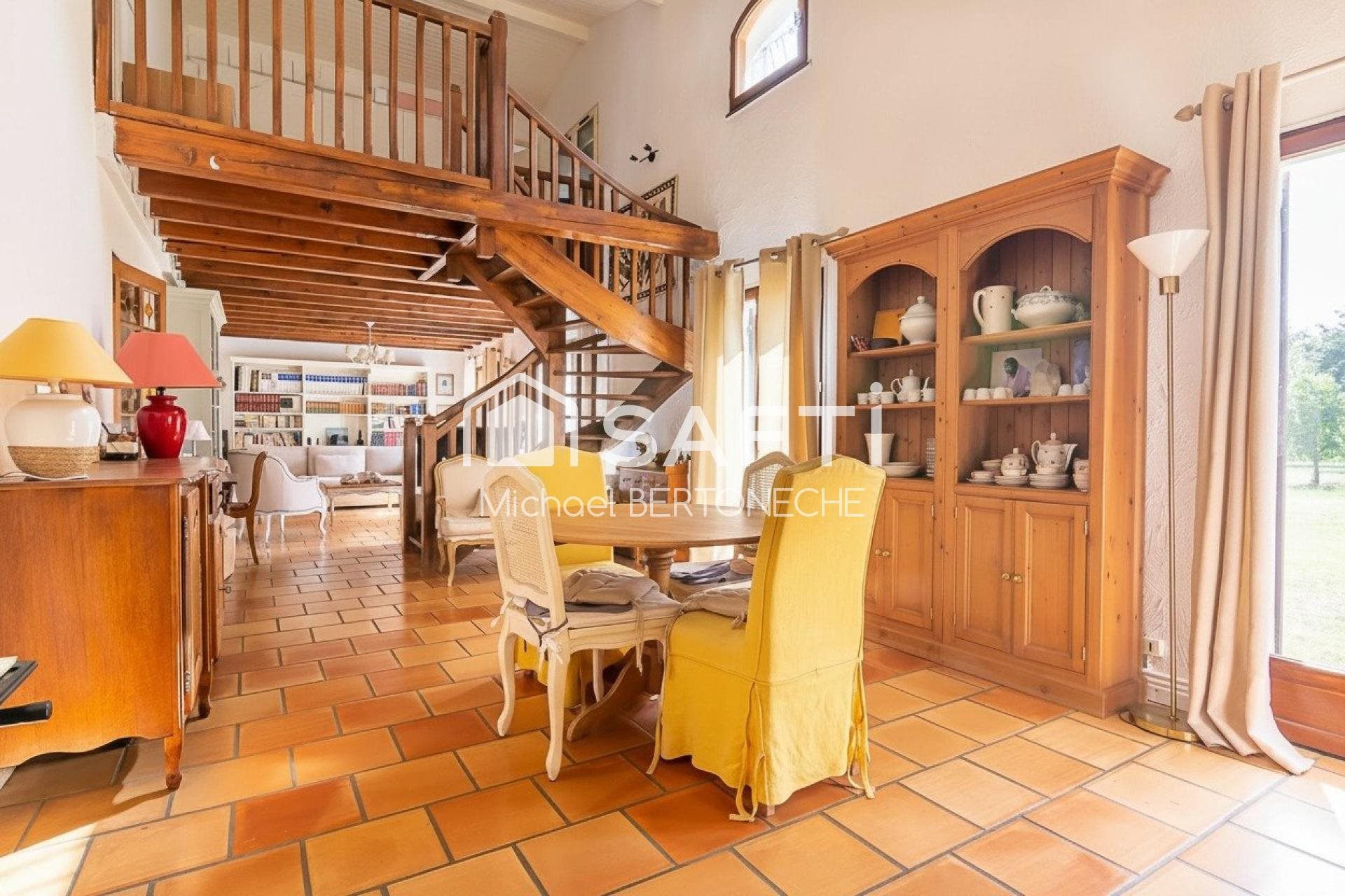 Maison à vendre, 142m², La Lande-de-Fronsac
