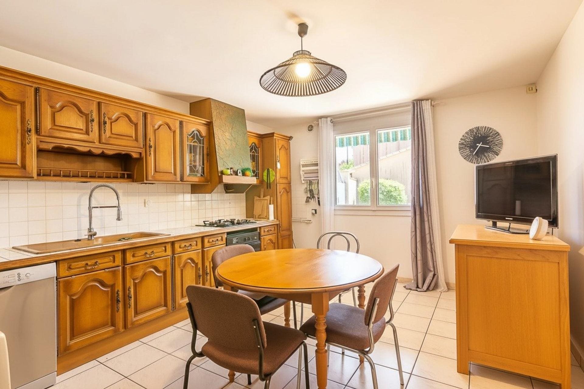Maison à vendre, 228m², La Lande-de-Fronsac