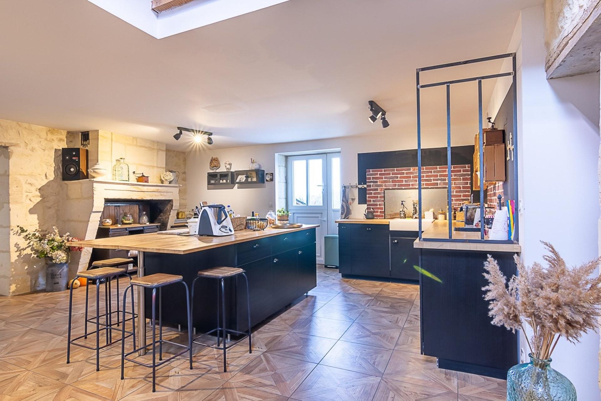 Maison à vendre, 217m², Villegouge