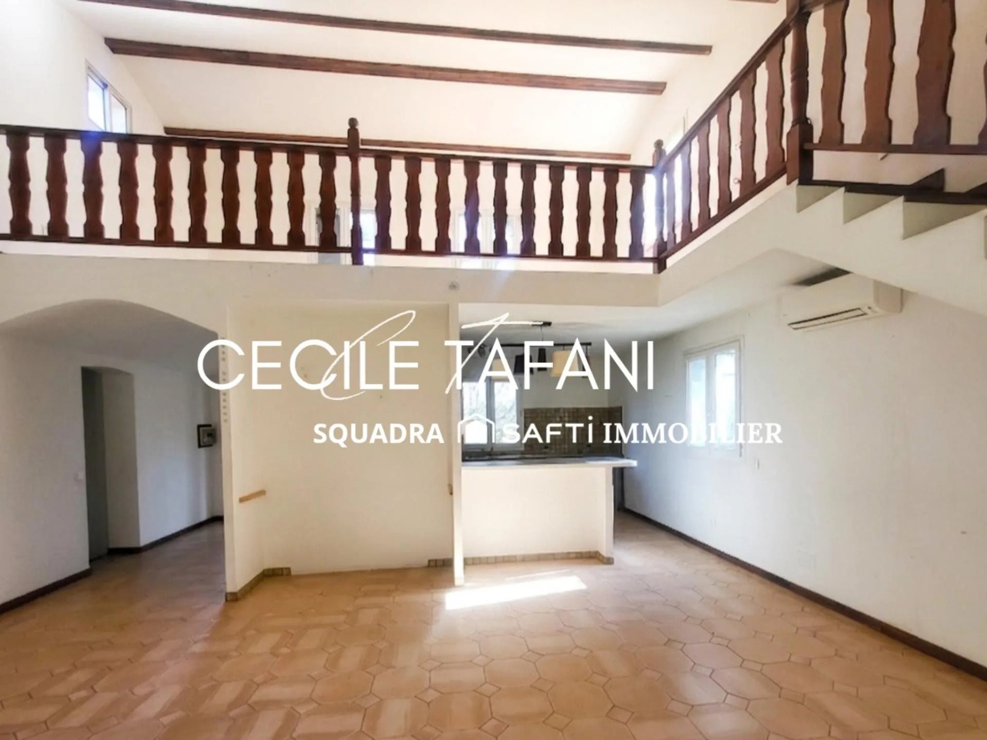 Maison à vendre, 140m², Sotta