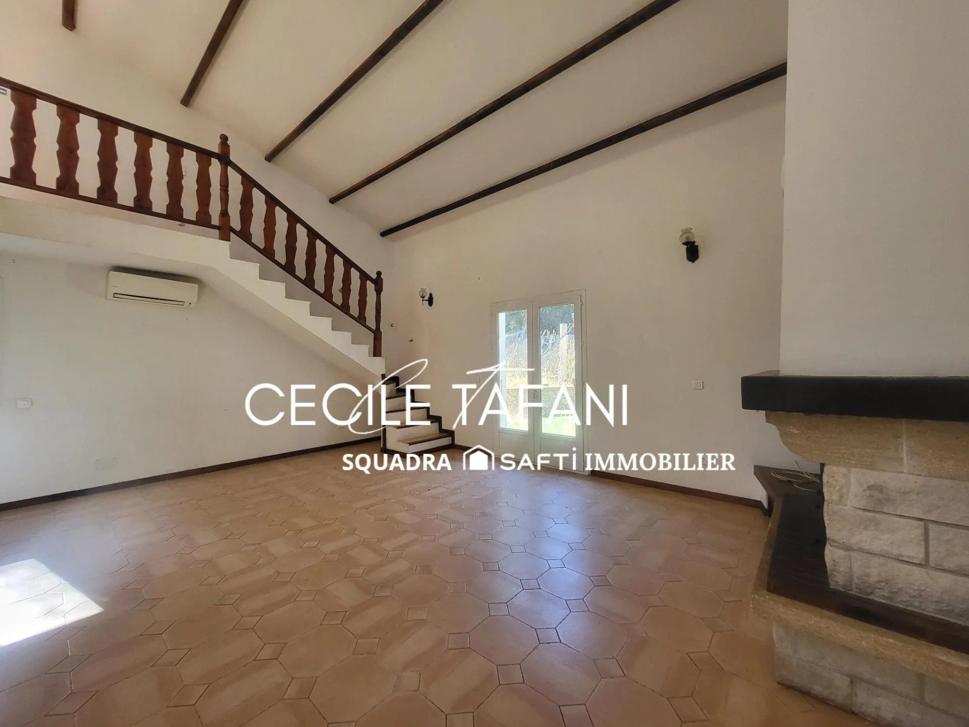 Maison à vendre, 140m², Sotta