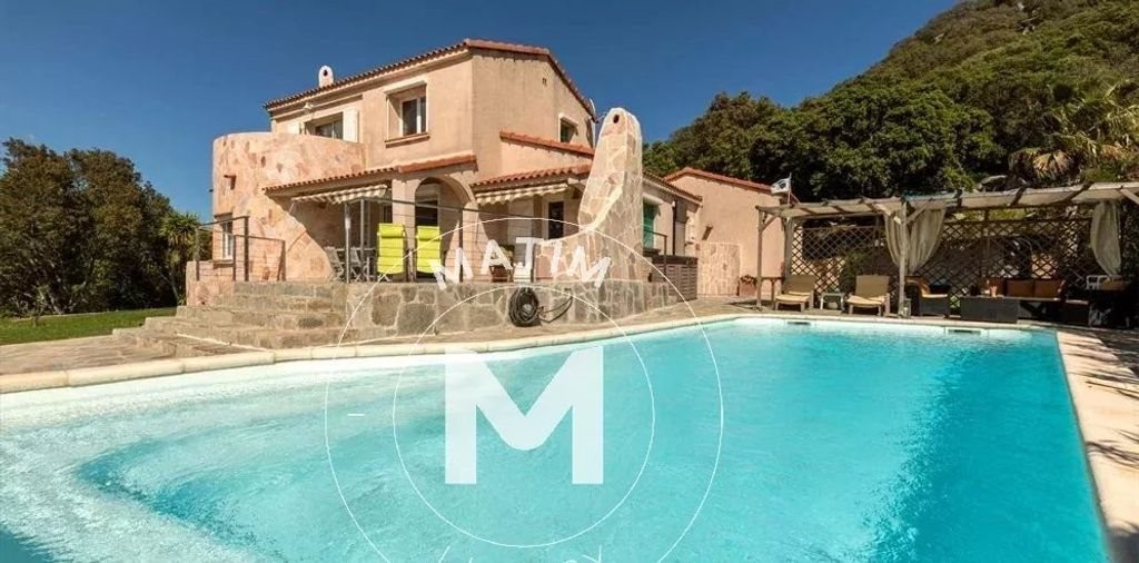 Maison à vendre, 120m², Figari