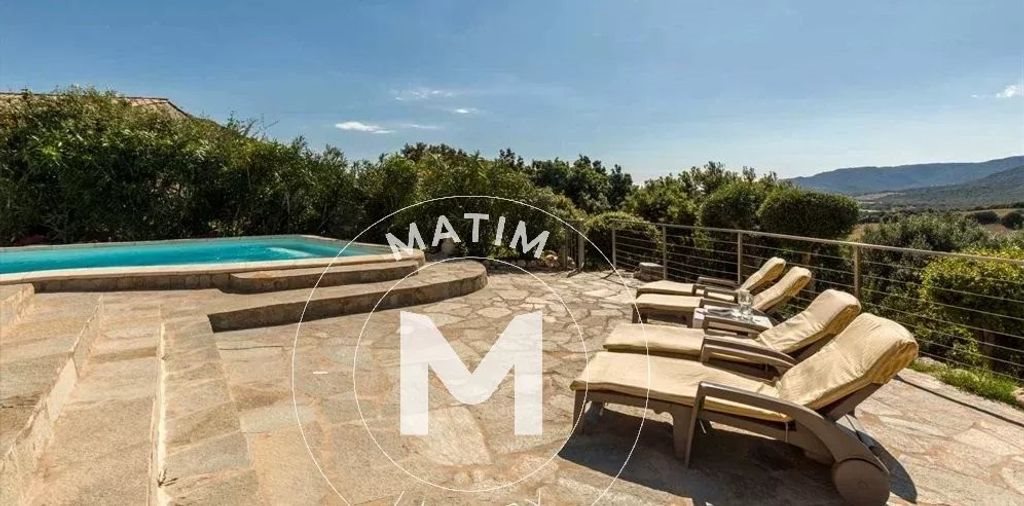 Maison à vendre, 120m², Figari