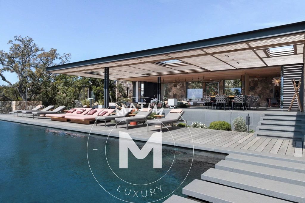 Maison à louer, 693m², Zonza
