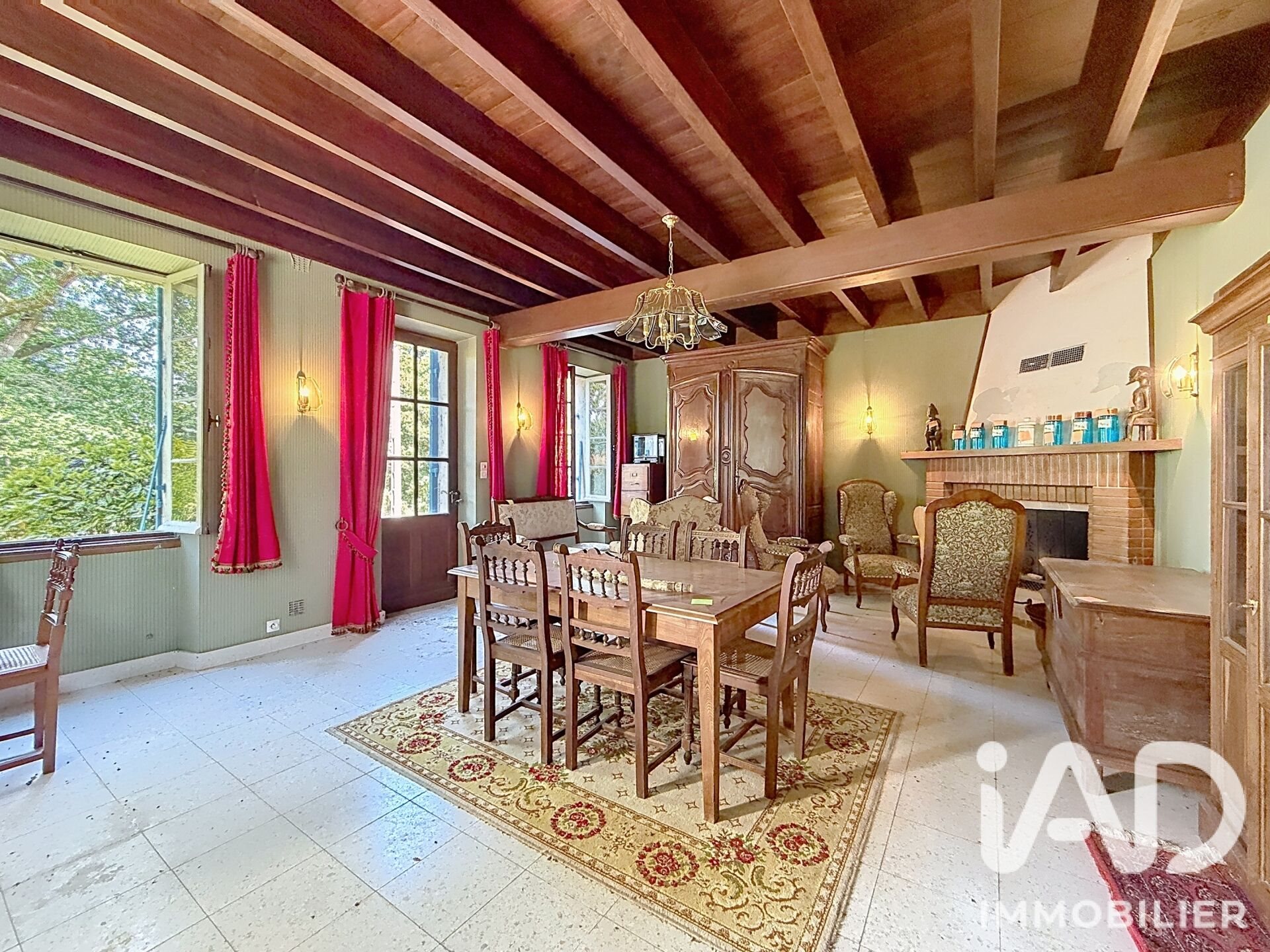 Maison à vendre, 320m², Saint-Pierre-du-Palais