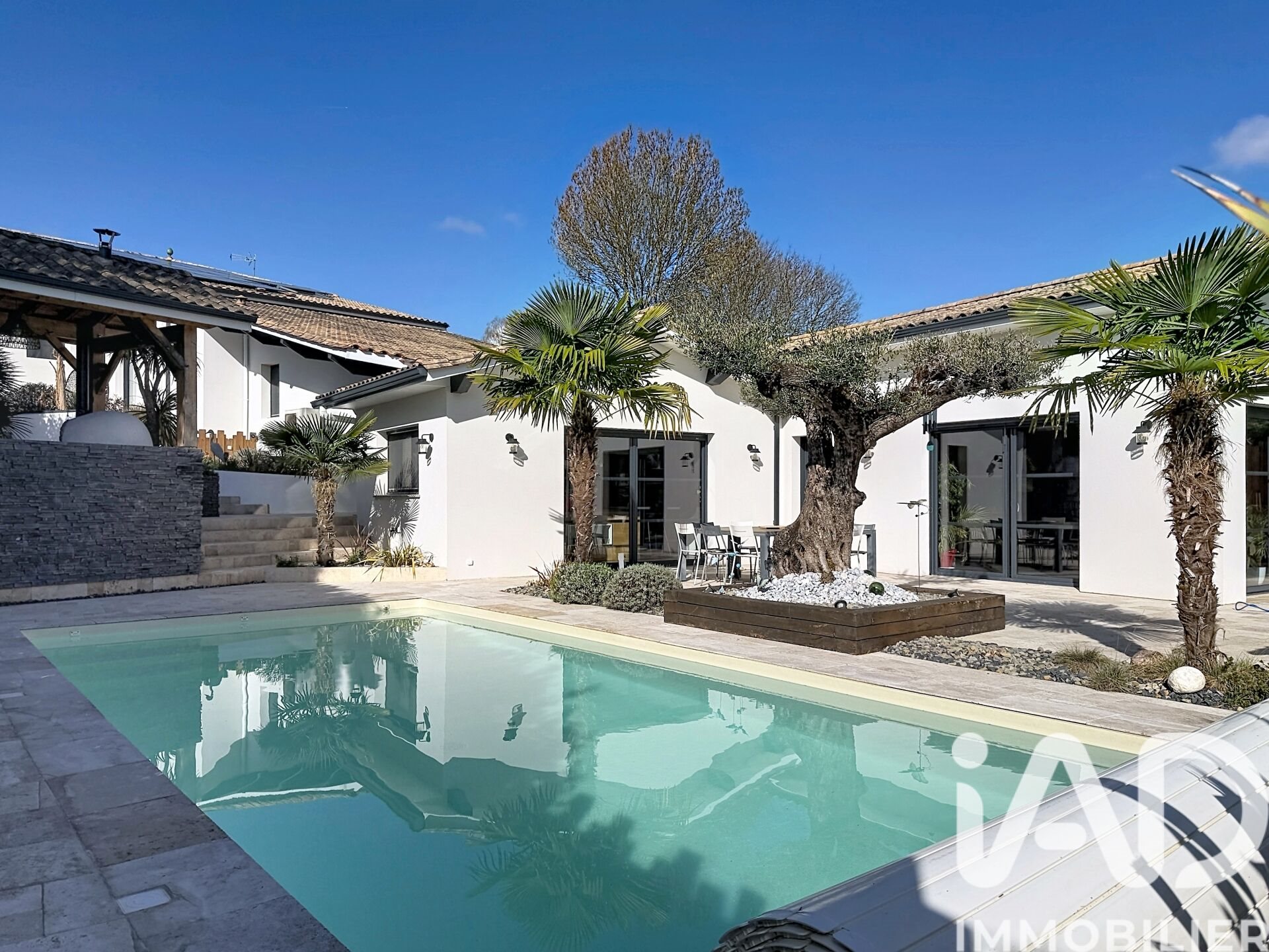 Maison à vendre, 263m², Neuvicq
