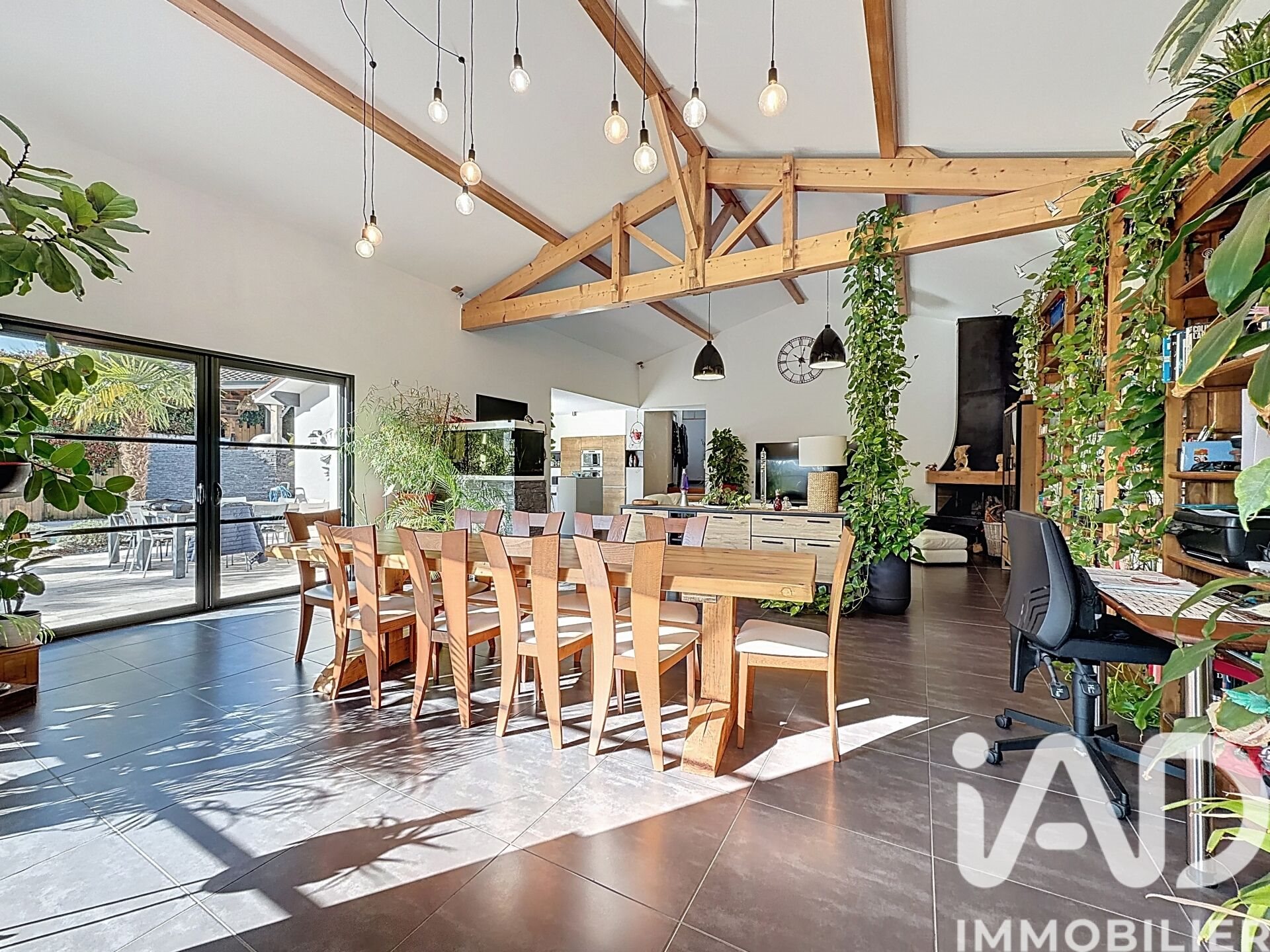 Maison à vendre, 263m², Neuvicq