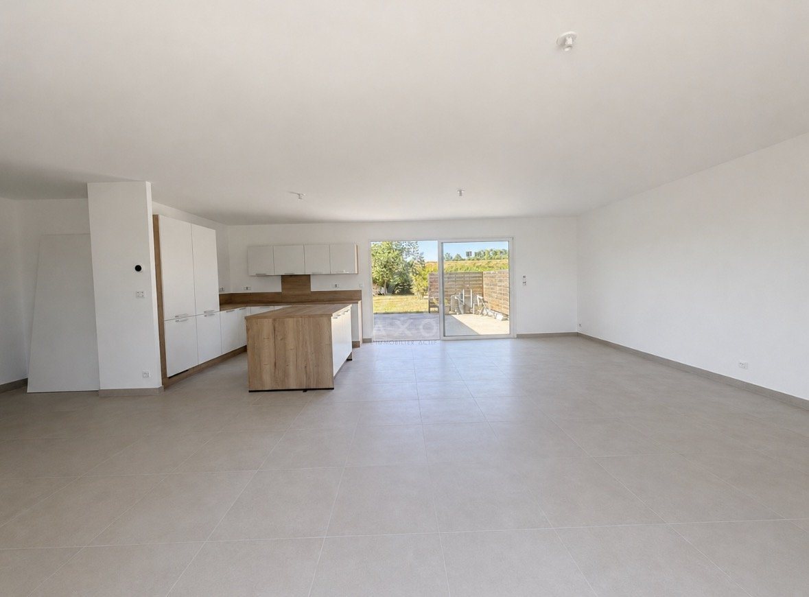 Maison à vendre, 115m², Laruscade