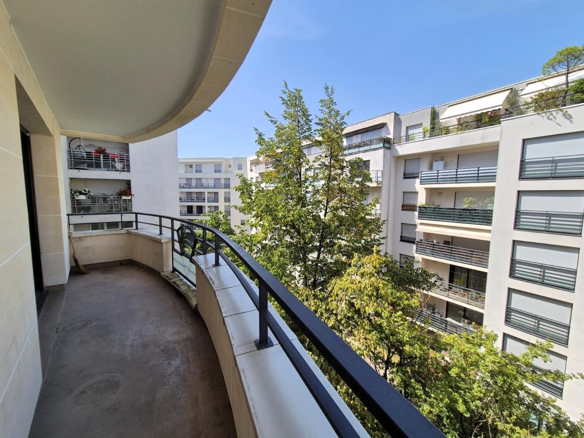 Appartement à louer, 51m², Issy-les-Moulineaux