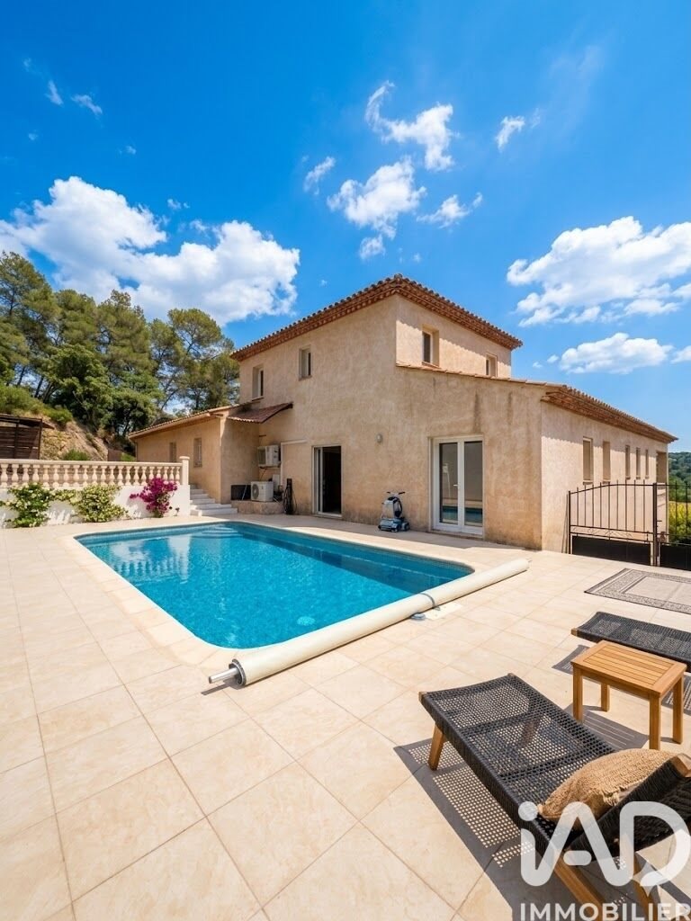 Maison à vendre, 180m², Carcès