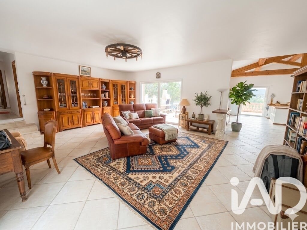 Maison à vendre, 180m², Carcès