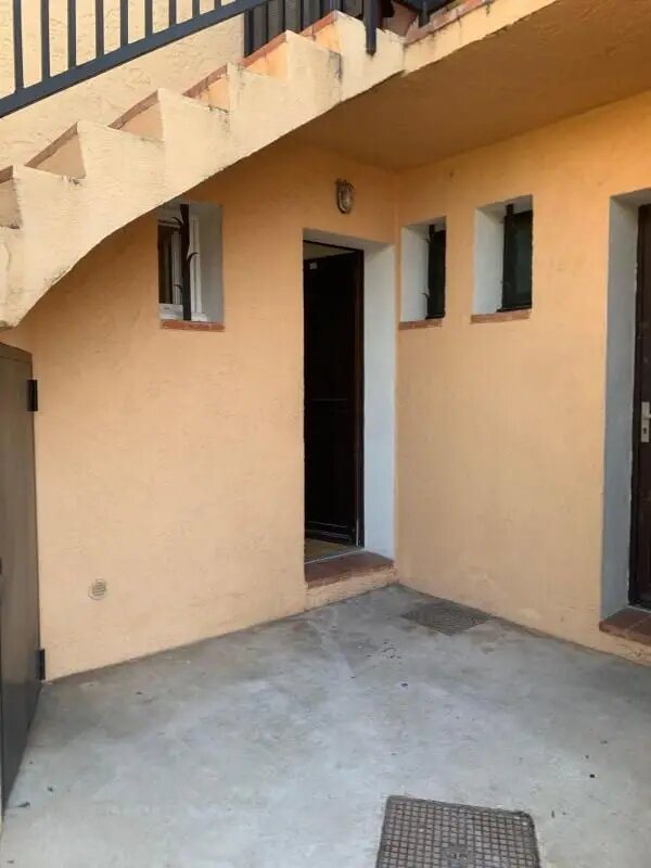 Appartement à louer, 18m², Marignane