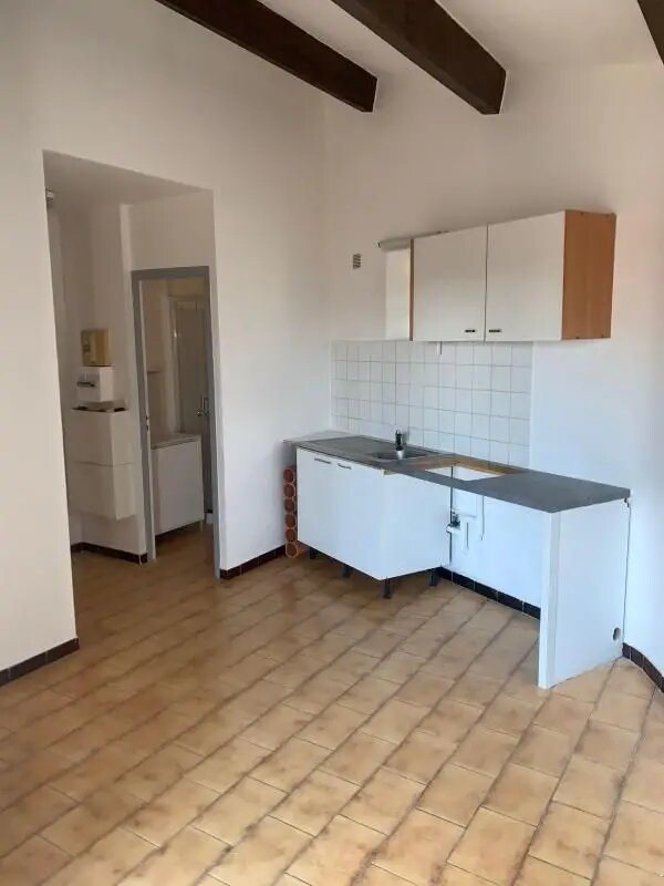 Appartement à louer, 18m², Marignane
