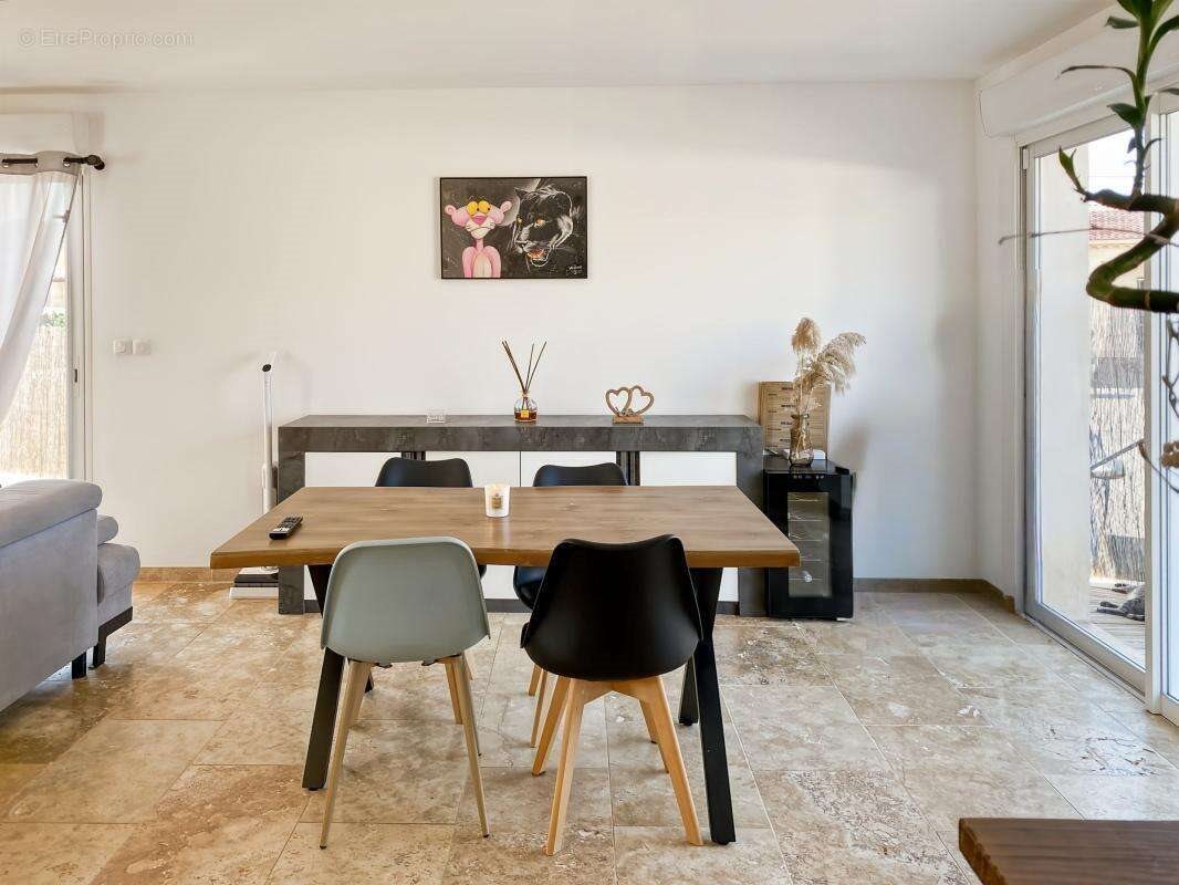 Maison à vendre, 82m², Villeneuve