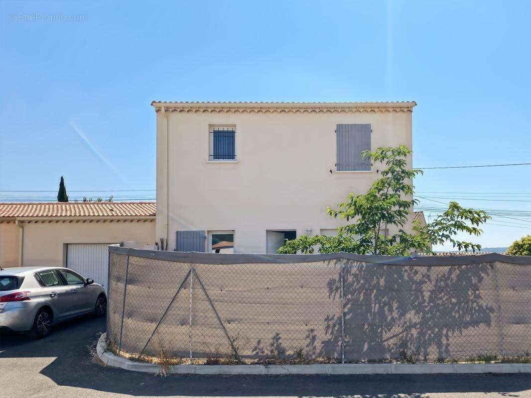 Maison à vendre, 82m², Villeneuve