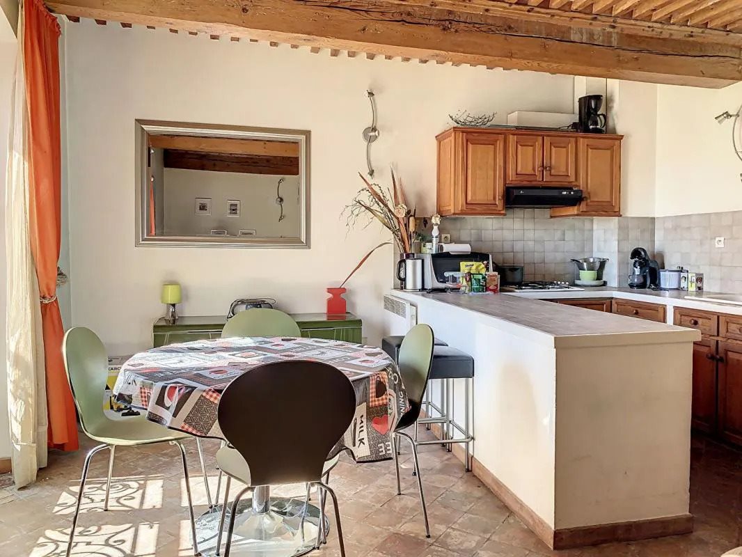 Appartement à louer, 49m², Lambesc