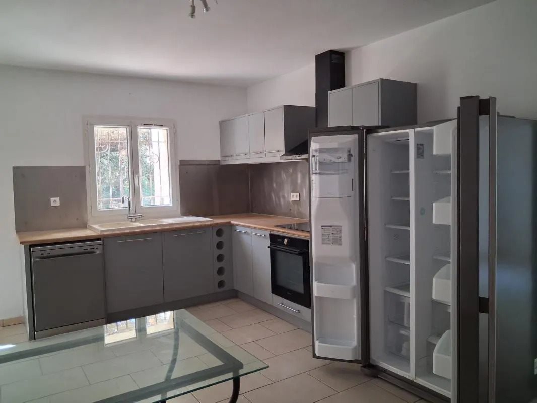 Maison à louer, 130m², Rognes