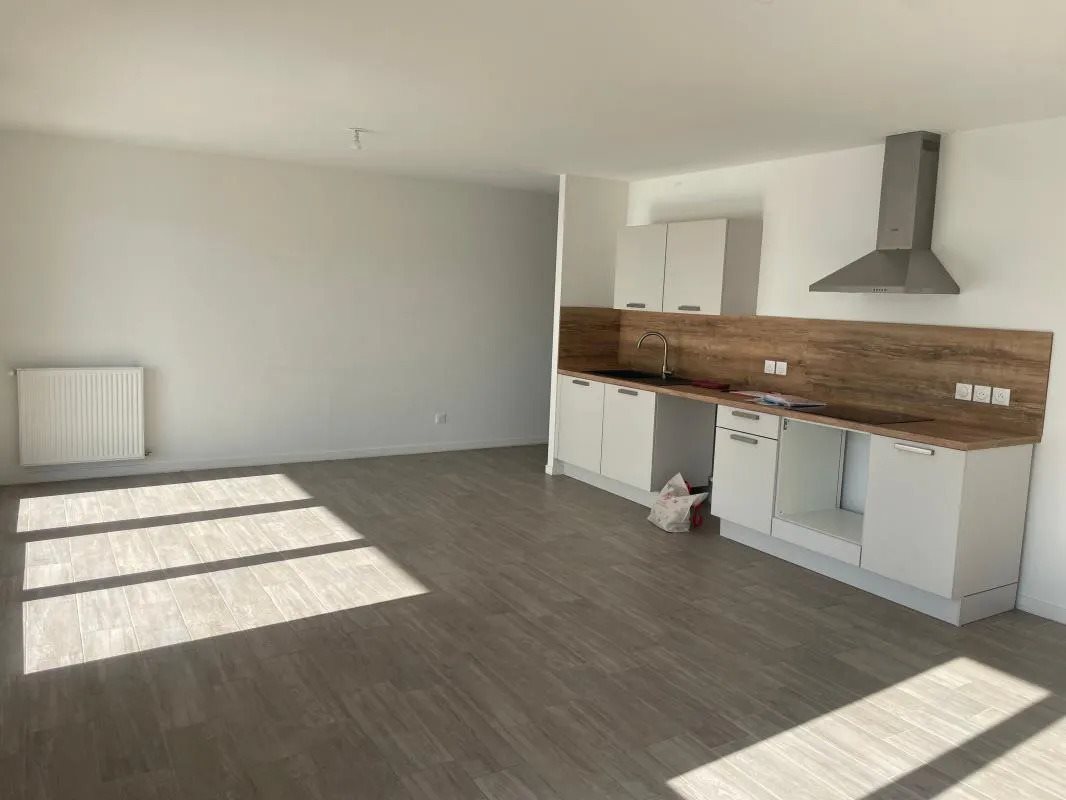 Appartement à louer, 75m², Monteux