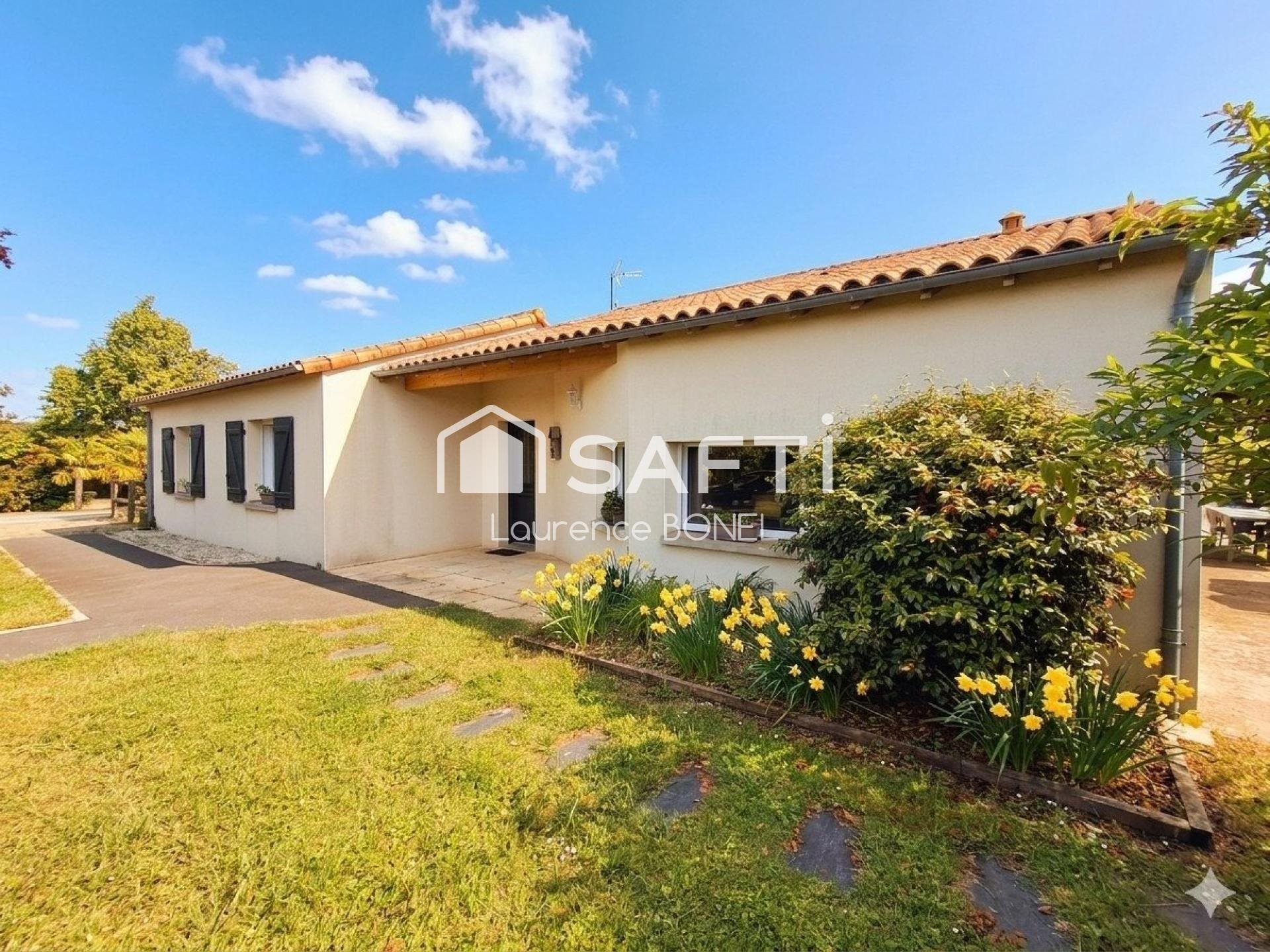 Maison à vendre, 155m², Bressuire