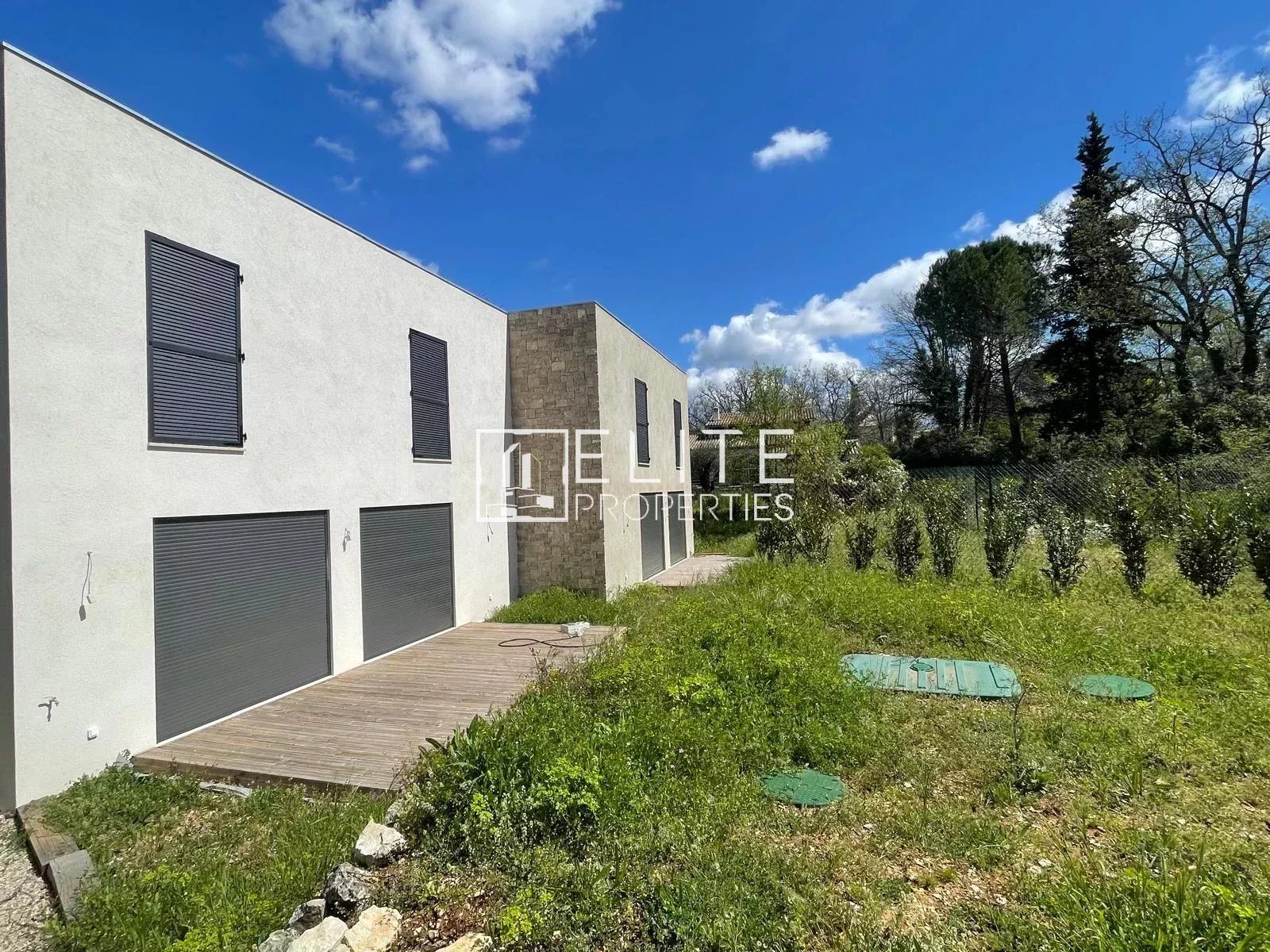 Maison à vendre, 120m², Saint-Cézaire-sur-Siagne
