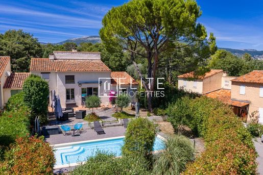 Maison 6 pièces 129 m² · à Grasse · 129 m² · 665 000 €