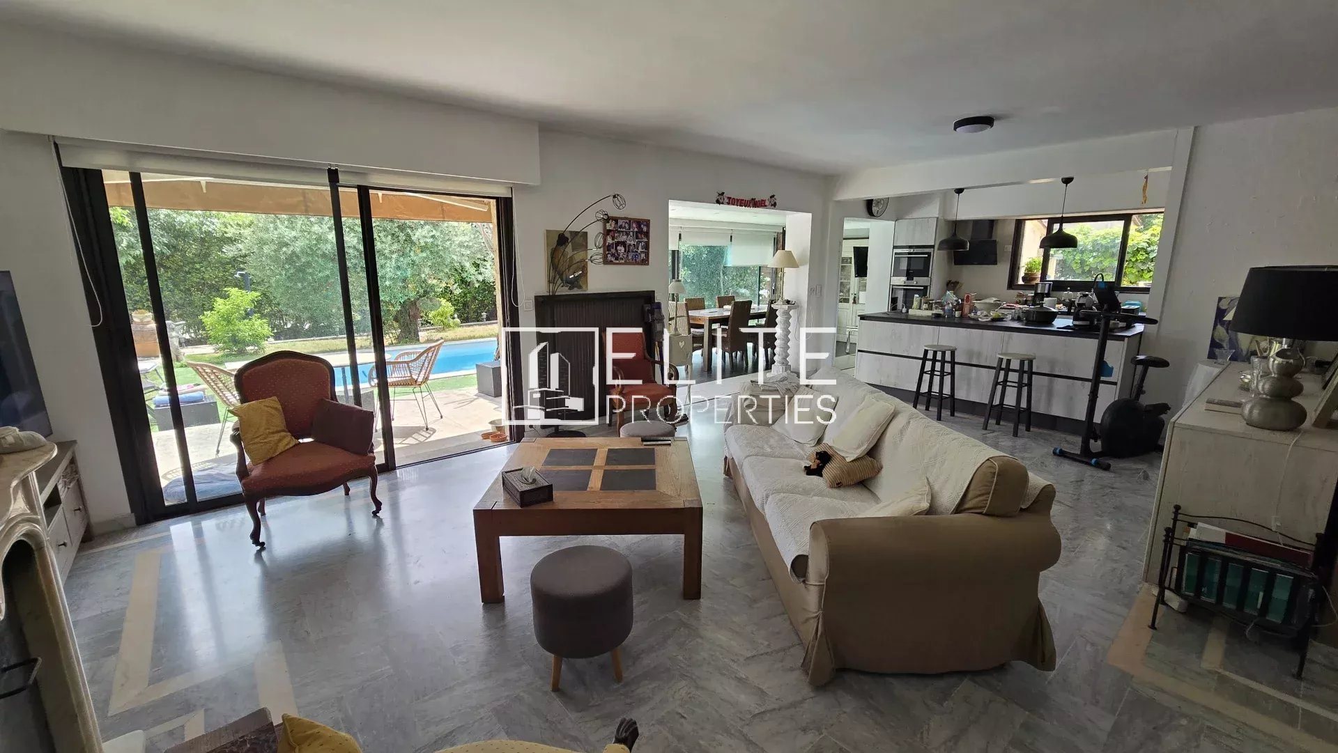 Maison à vendre, 150m², Mougins