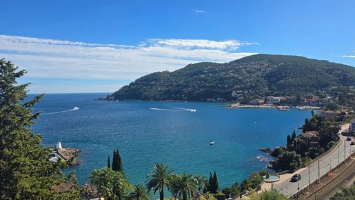 Maison 4 pièces 122 m² · à Théoule-sur-Mer · 122 m² · 1 300 000 €