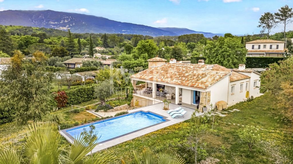 Maison à vendre, 241m², Roquefort-les-Pins