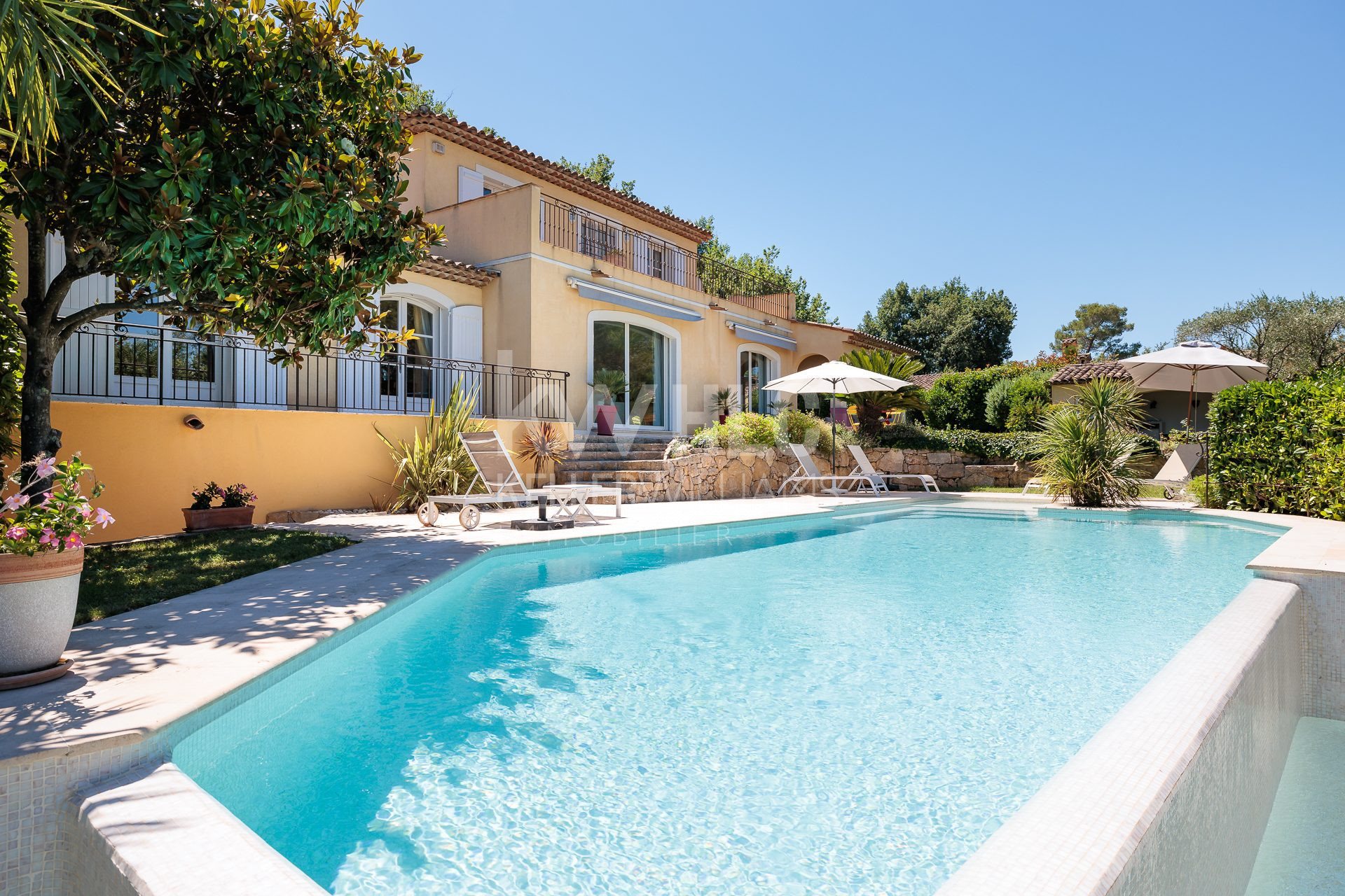 Maison à vendre, 320m², Valbonne