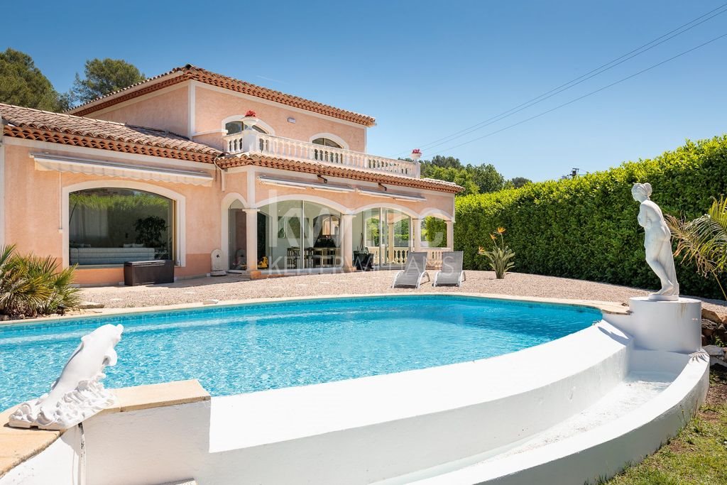 Maison à vendre, 240m², Roquefort-les-Pins