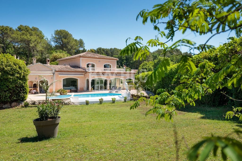 Maison à vendre, 240m², Roquefort-les-Pins