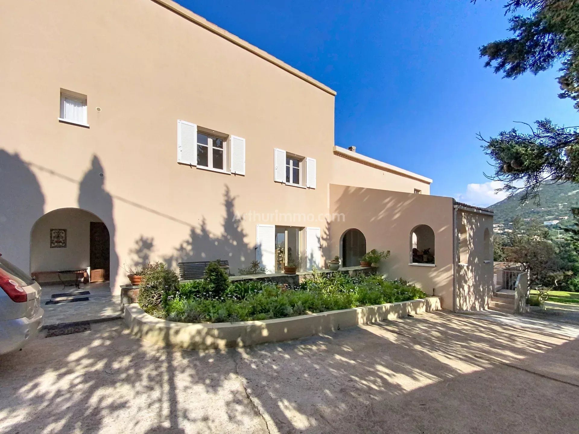 Maison à vendre, 317m², Calvi