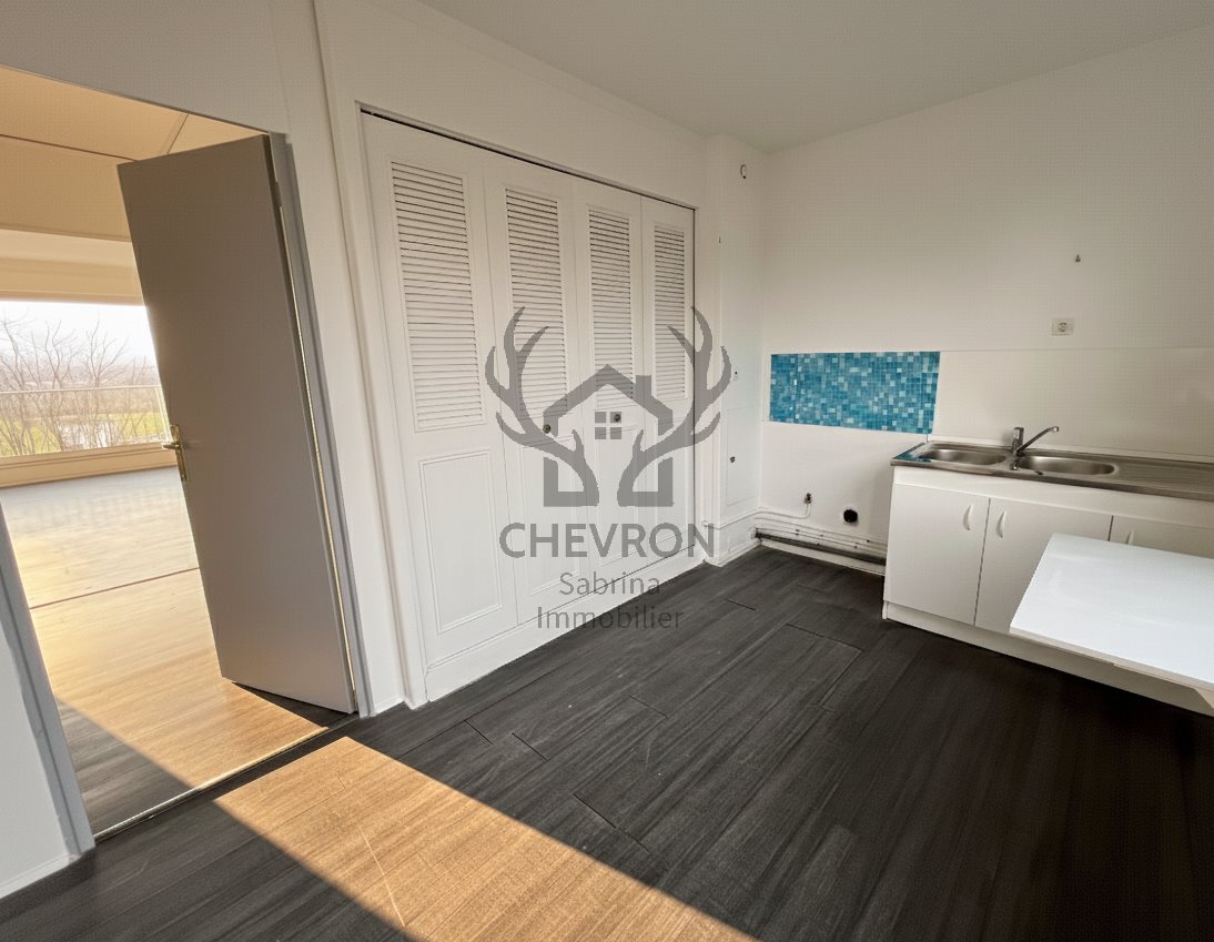 Appartement à vendre, 81m², Charleville-Mézières