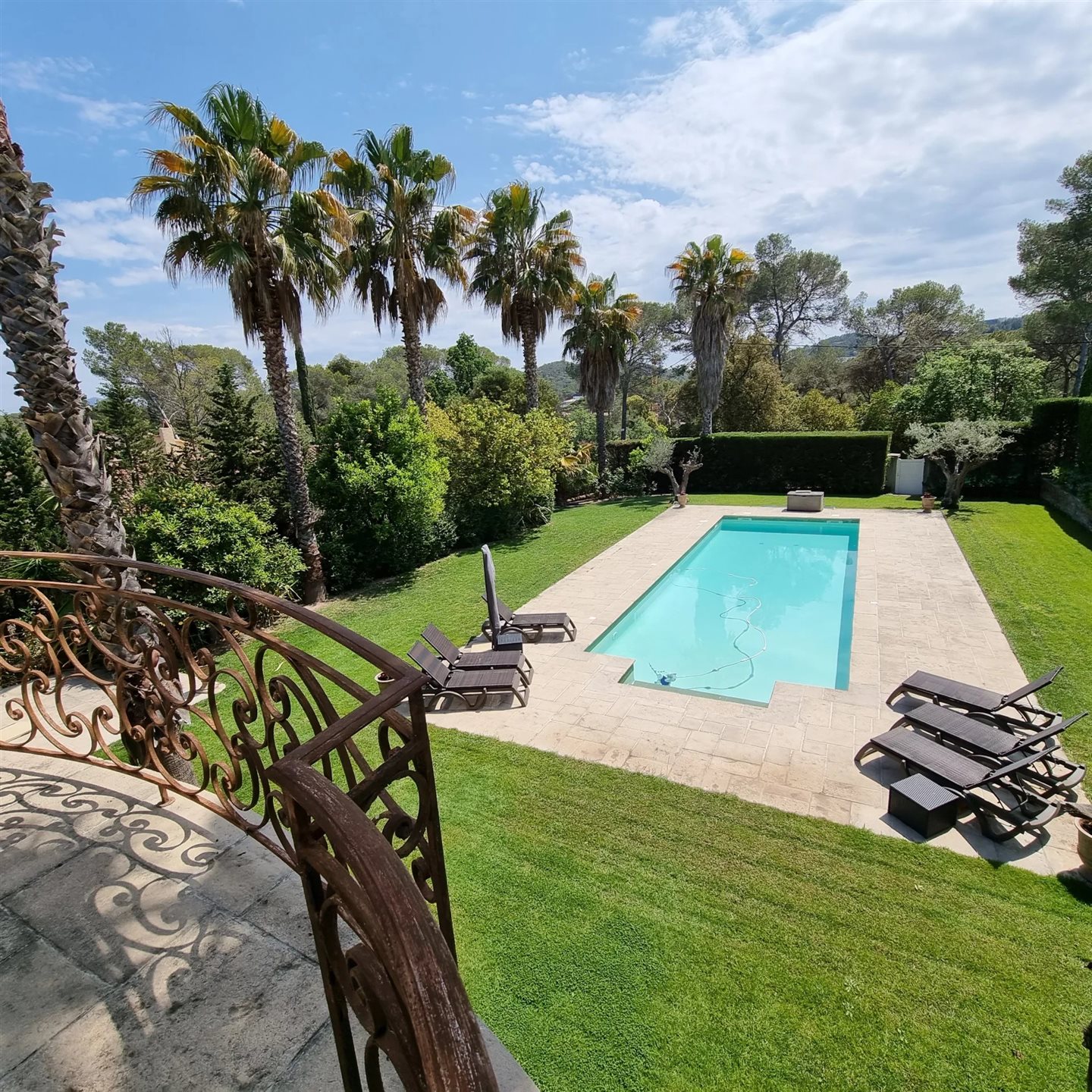 Maison à vendre, 370m², Saint-Raphaël