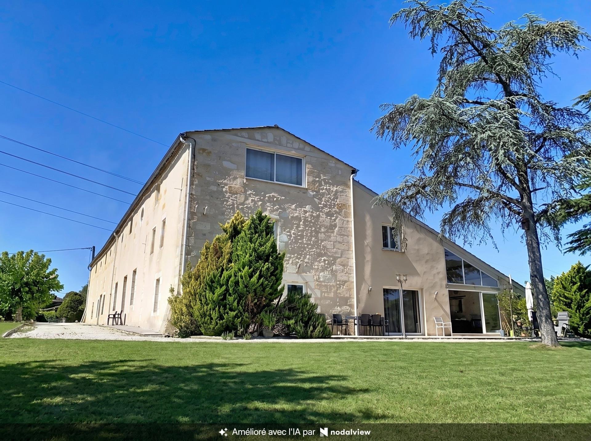 Maison à vendre, 600m², Sainte-Eulalie